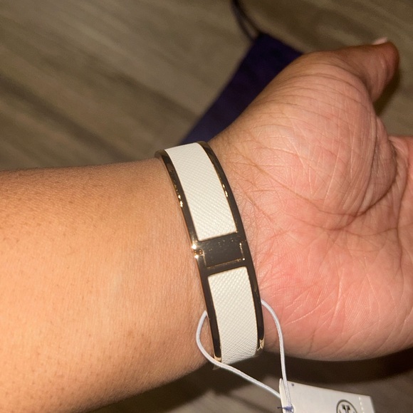 Tory Burch Gold & White Kira Bracelet - Picture 5 of 7